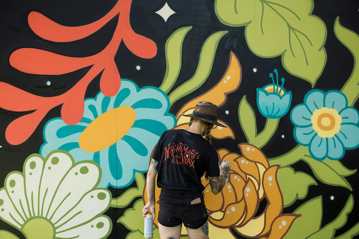 https://www.downtownsquamish.com/wp-content/uploads/2024/07/Squamish-Public-Art-Flowers-Mural-Jillian-Mundy2.webp