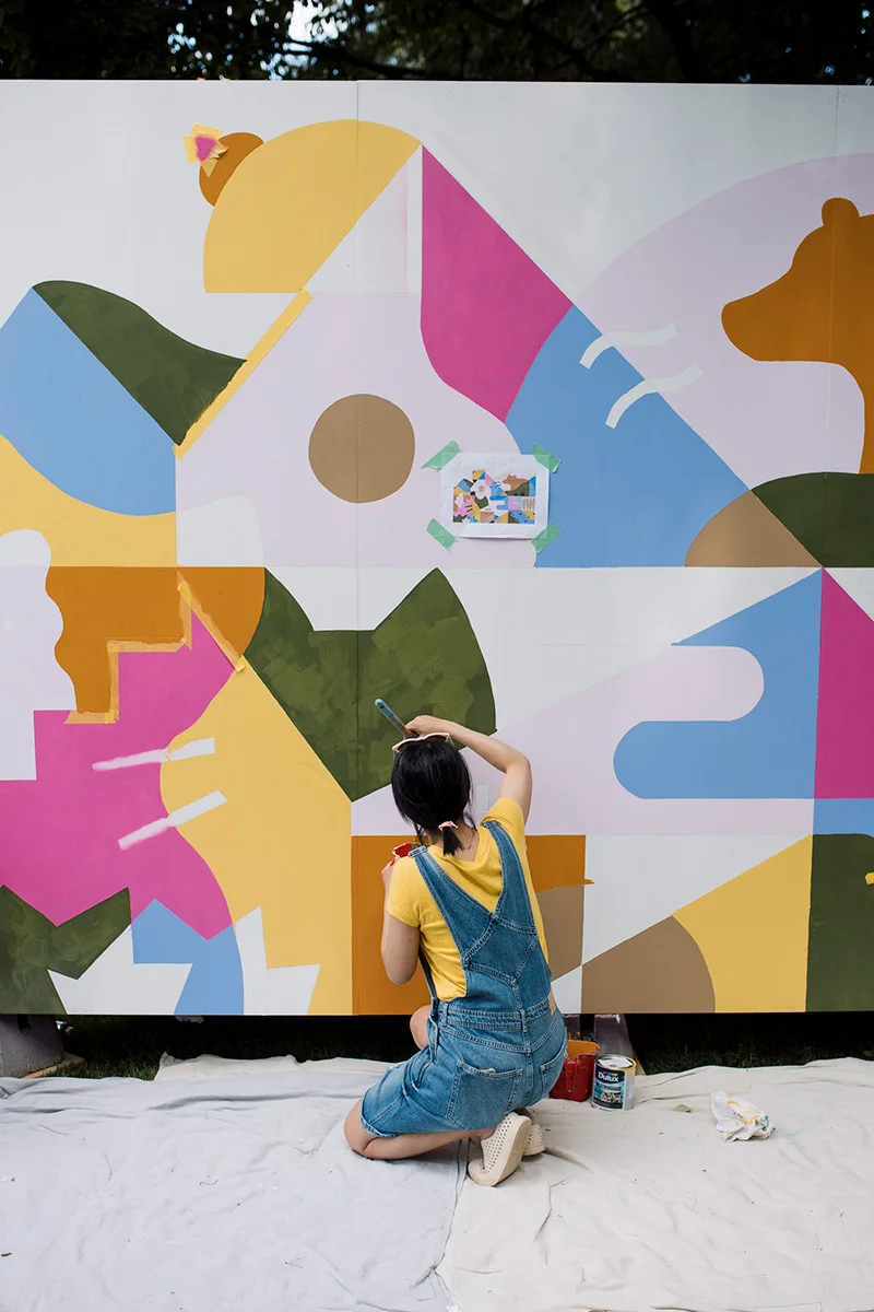 https://www.downtownsquamish.com/wp-content/uploads/2024/07/Squamish-Public-Art-Whispers-of-The-Wild-Mural-Walk-Annie-Chen-Downtown-Squamish-BIA5.webp